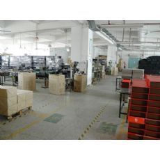 深圳重鑫纸制品 专业包装盒厂家，特价销售中